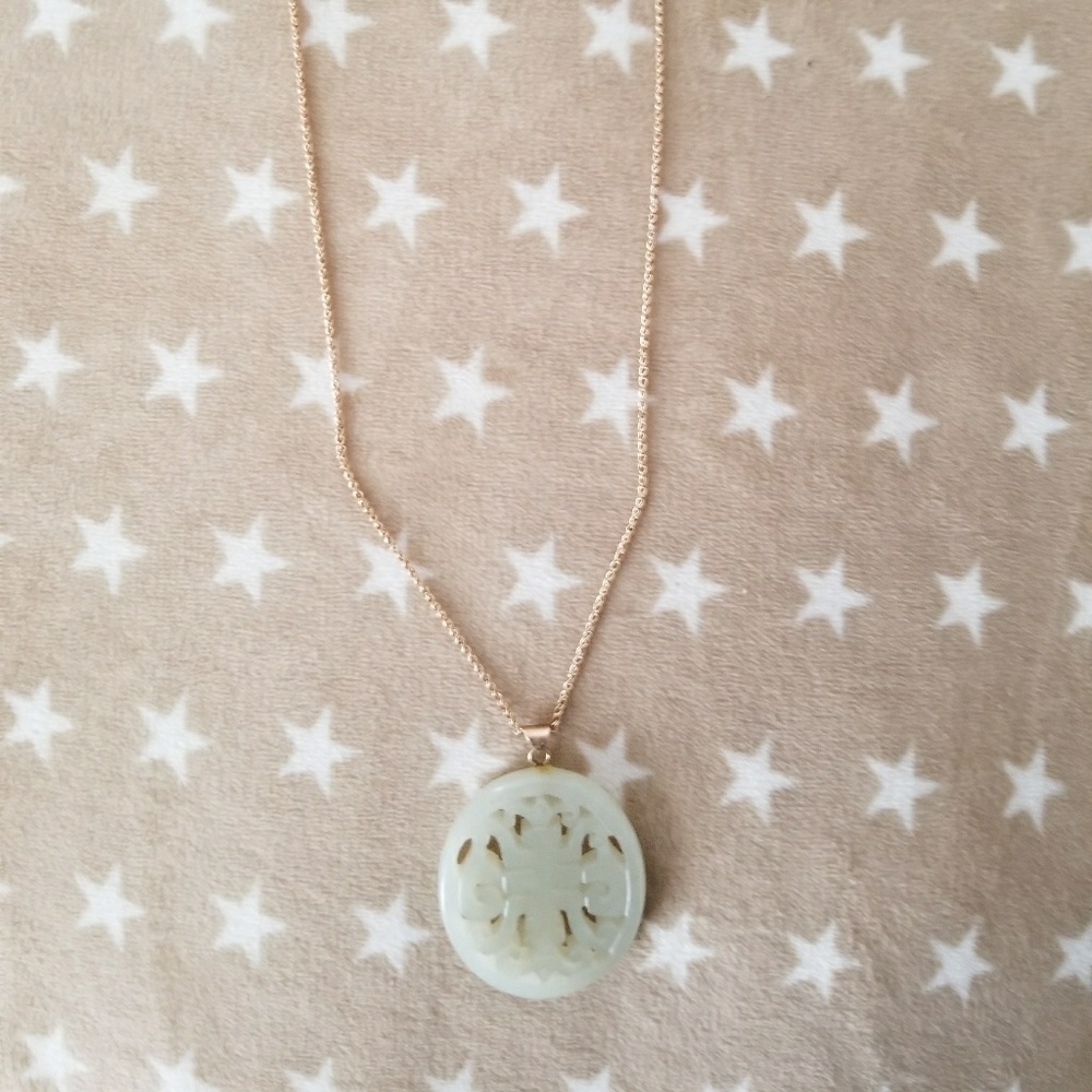 vintage 14k jade necklace